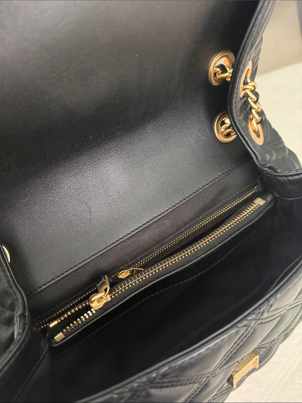 Tory Burch Fleming Quilted Soft Leather Convertible Shoulder Bag Black GoldChain - Picture 16 of 16